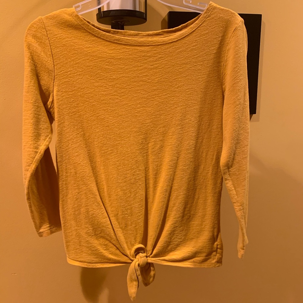 Old Navy 3/4 sleeve with tie